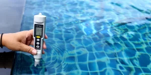 testing pool water