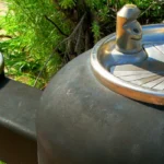 2 public water fountains