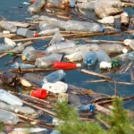 plastic pollution in water 3