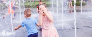 kids playing in public fountain 5