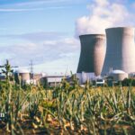 how does water pollution affect humans