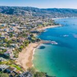 Monmouth County well water issues. Coastal view of homes near the ocean. High iron levels in well water are common.